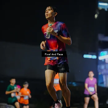 Runner Photo 7785691