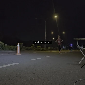 Runner Photo 7785696