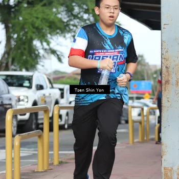 Runner Photo 7785697