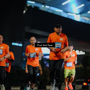 Runner Photo 7785719