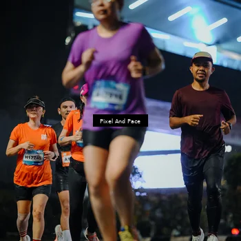 Runner Photo 7785735