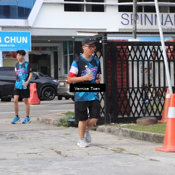 Runner Photo 7785736