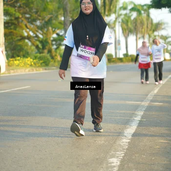 Runner Photo 7785747