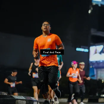Runner Photo 7785751