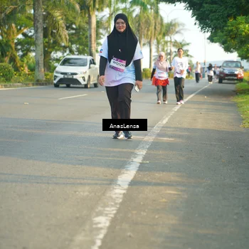 Runner Photo 7785754