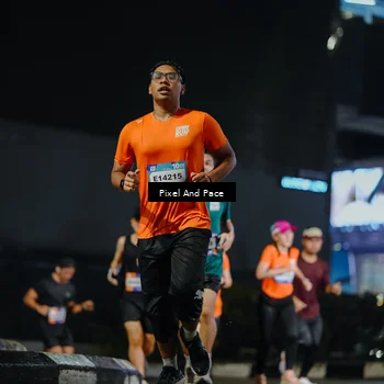 Runner Photo 7785764