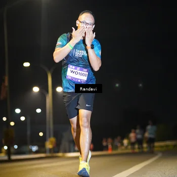Runner Photo 7785768
