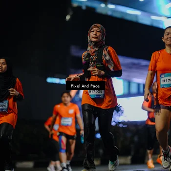 Runner Photo 7785788