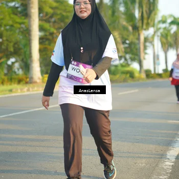 Runner Photo 7785790