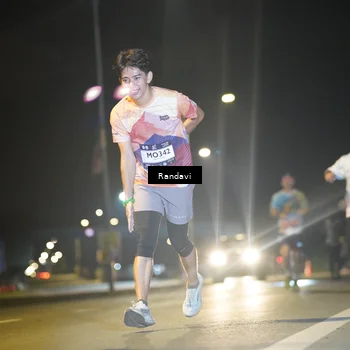 Runner Photo 7785794