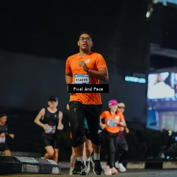 Runner Photo 7785798