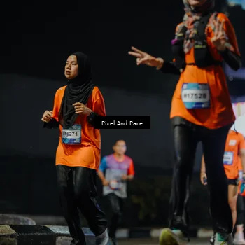 Runner Photo 7785802