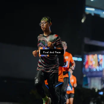 Runner Photo 7785840