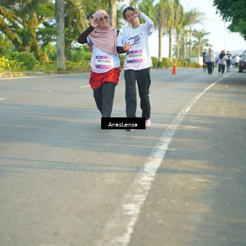 Runner Photo 7785848