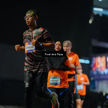 Runner Photo 7785868