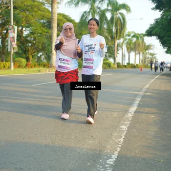 Runner Photo 7785887