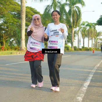 Runner Photo 7785888