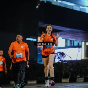 Runner Photo 7785898