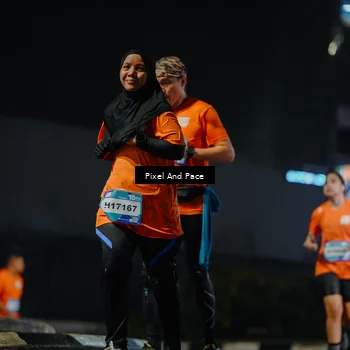 Runner Photo 7785899