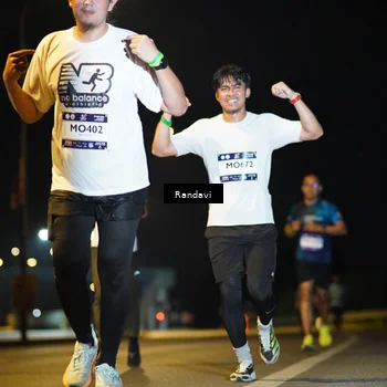 Runner Photo 7786002
