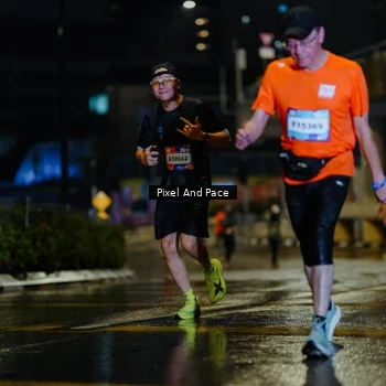 Runner Photo 7786012