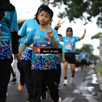 Runner Photo 7786015