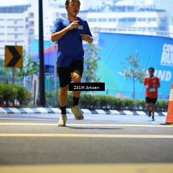 Runner Photo 7786028
