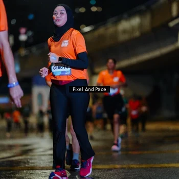 Runner Photo 7786044