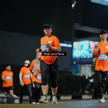 Runner Photo 7786073