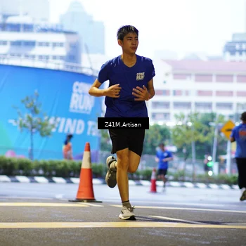 Runner Photo 7786077