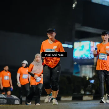 Runner Photo 7786089