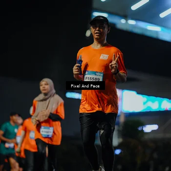 Runner Photo 7786094