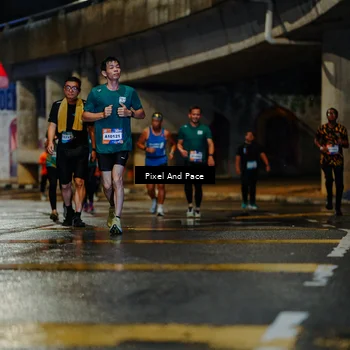 Runner Photo 7786095