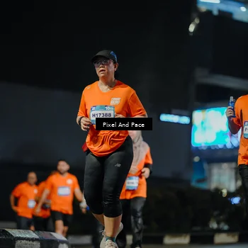 Runner Photo 7786099