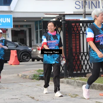 Runner Photo 7786105