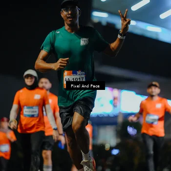 Runner Photo 7786117