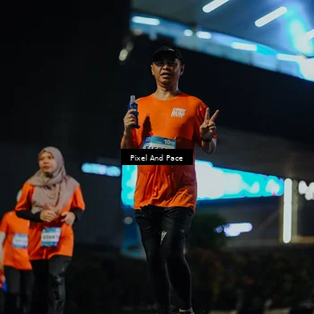 Runner Photo 7786118
