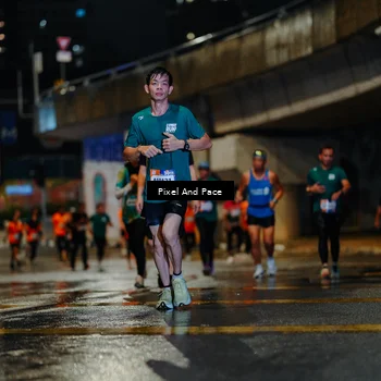 Runner Photo 7786124