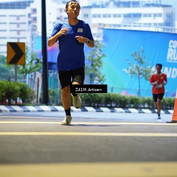 Runner Photo 7786135