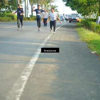 Runner Photo 7786158