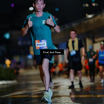 Runner Photo 7786159