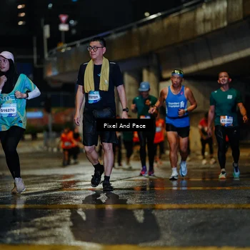 Runner Photo 7786168