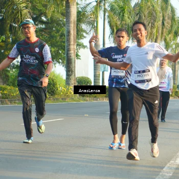 Runner Photo 7786173