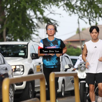 Runner Photo 7786192