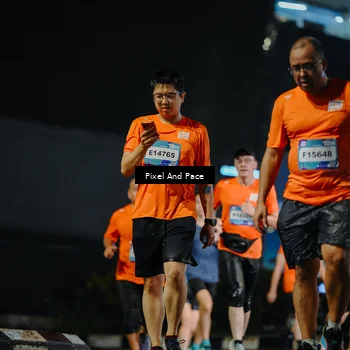 Runner Photo 7786214