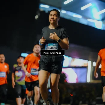 Runner Photo 7786219