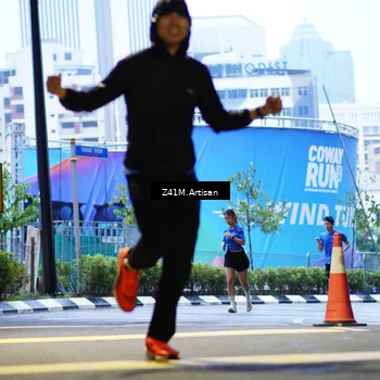 Runner Photo 7786241
