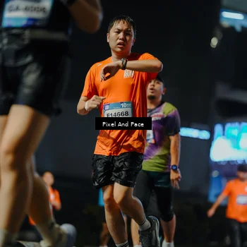 Runner Photo 7786242