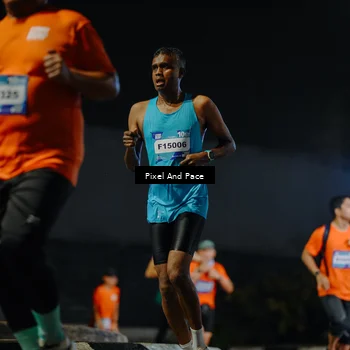 Runner Photo 7786252