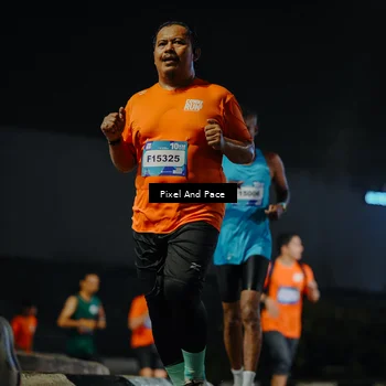 Runner Photo 7786253